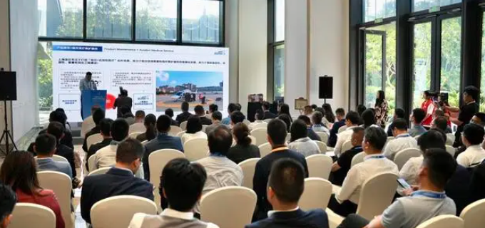 1760320623393283.png image.png