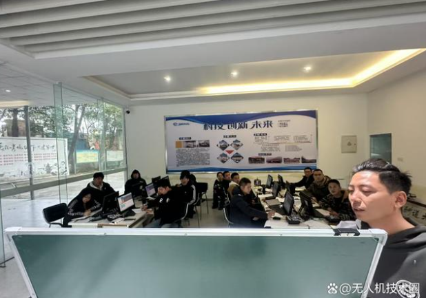 1761181657842033.png image.png