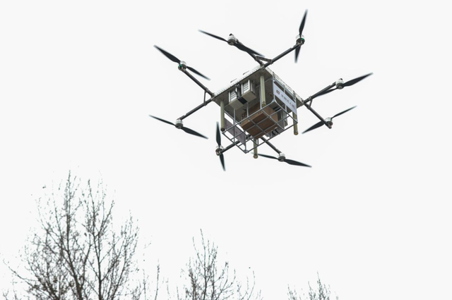 贵州首条“低空+物流”无人机药物配送应用场景航线开通(图2) 贵州首条“低空+物流”无人机药物配送应用场景航线开通(图2)
